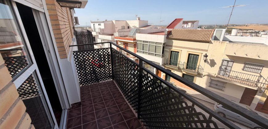 Acogedor Piso con Terraza y Azotea Comunitaria en Ubicación Privilegiada! Zona Victoria !