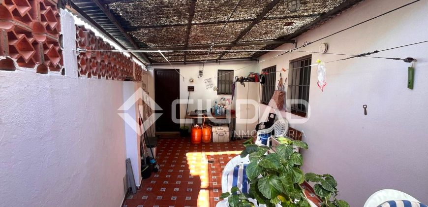Piso a 250m2 de la playa en Cerro Falón