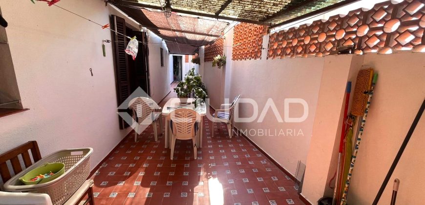 Piso a 250m2 de la playa en Cerro Falón