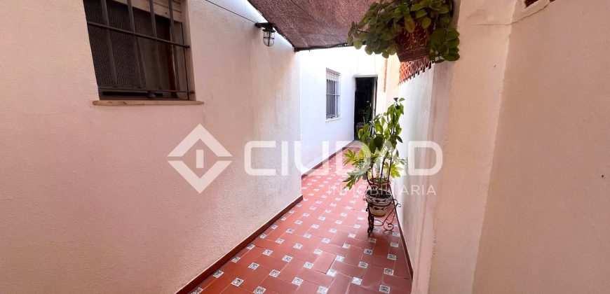 Piso a 250m2 de la playa en Cerro Falón