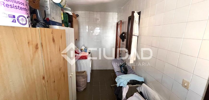 Piso a 250m2 de la playa en Cerro Falón