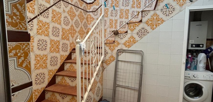 CASA UNIFAMILIAR