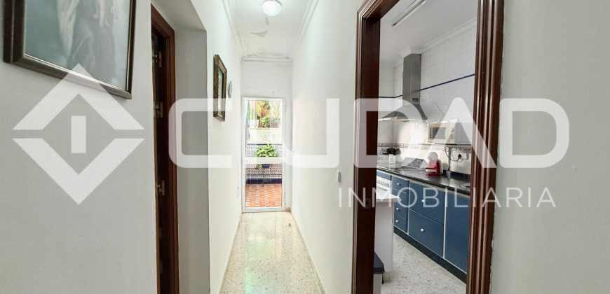 CASA EN VENTA EN ZONA CENTRO DE LAS CABEZAS DE SAN JUAN (SEVILLA)