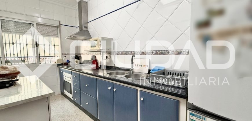 CASA EN VENTA EN ZONA CENTRO DE LAS CABEZAS DE SAN JUAN (SEVILLA)
