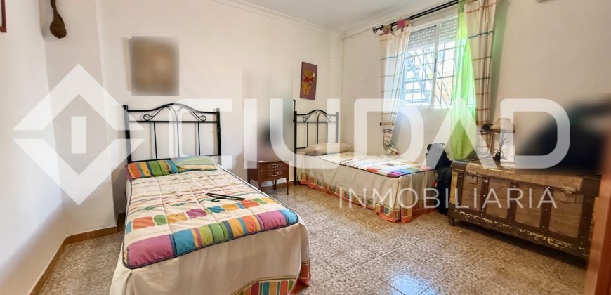 CASA EN VENTA EN ZONA CENTRO DE LAS CABEZAS DE SAN JUAN (SEVILLA)