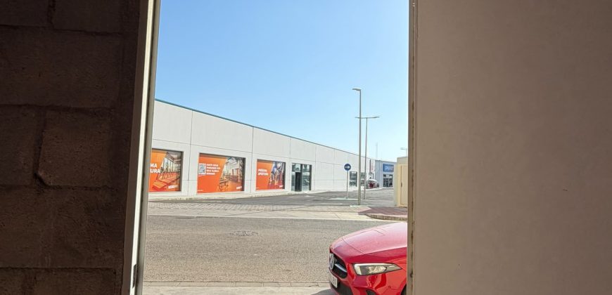 LOCAL COMERCIAL