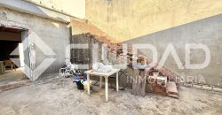 Casa en planta baja en esquina – El Cuervo