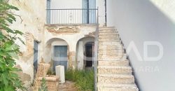 CASA PARA REHABILITAR O DERRIBAR EN EL SEMICENTRO DE LEBRIJA