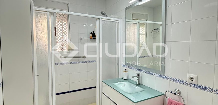 PISO EN PLANTA BAJA ZONA CENTRO- CHIPIONA