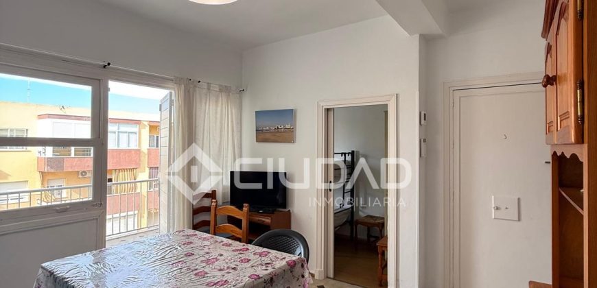 PISO ZONA REGLA- CHIPIONA