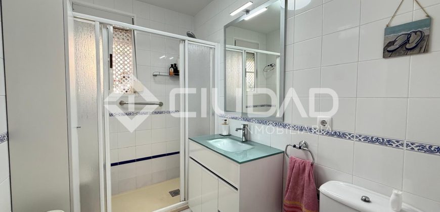 PISO EN PLANTA BAJA ZONA CENTRO- CHIPIONA