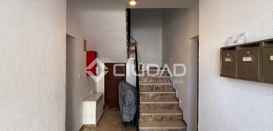 PISO ZONA REGLA- CHIPIONA
