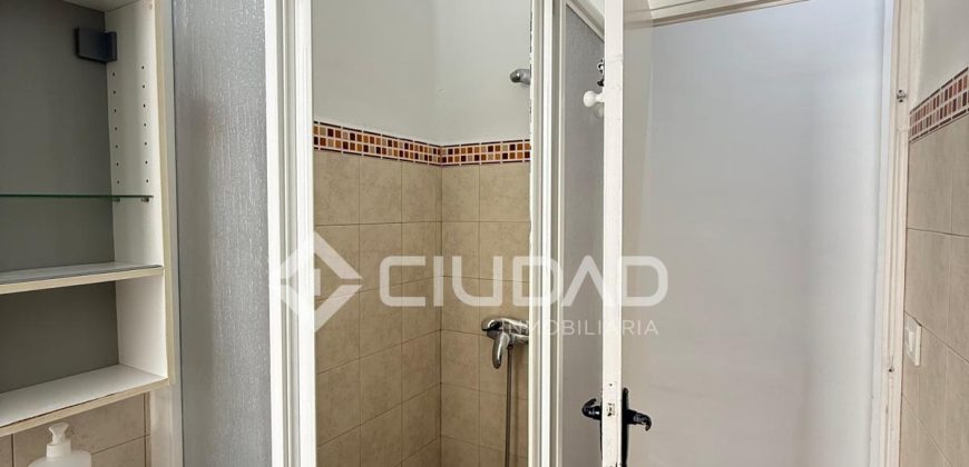 PISO ZONA REGLA- CHIPIONA