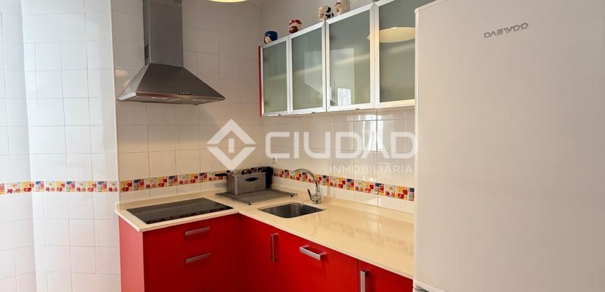 PISO ZONA REGLA- CHIPIONA