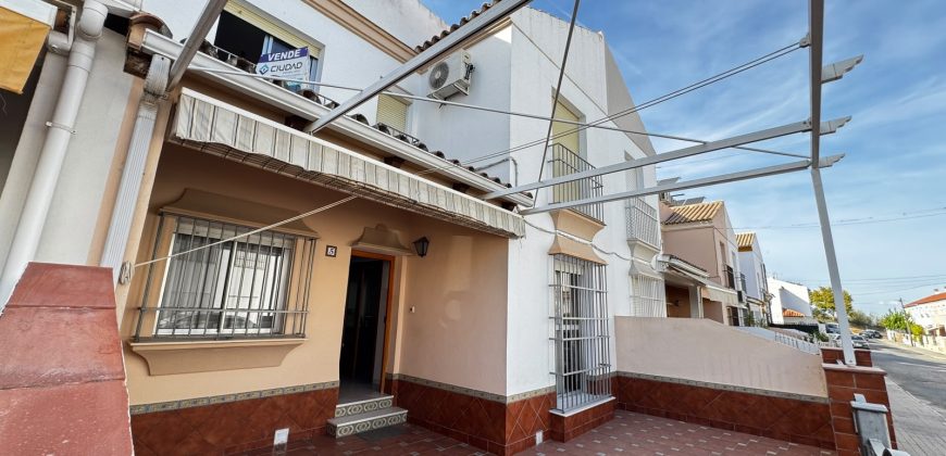 Excepcional Casa con Porche y Patio en Zona Alameda! Morón de la Frontera!