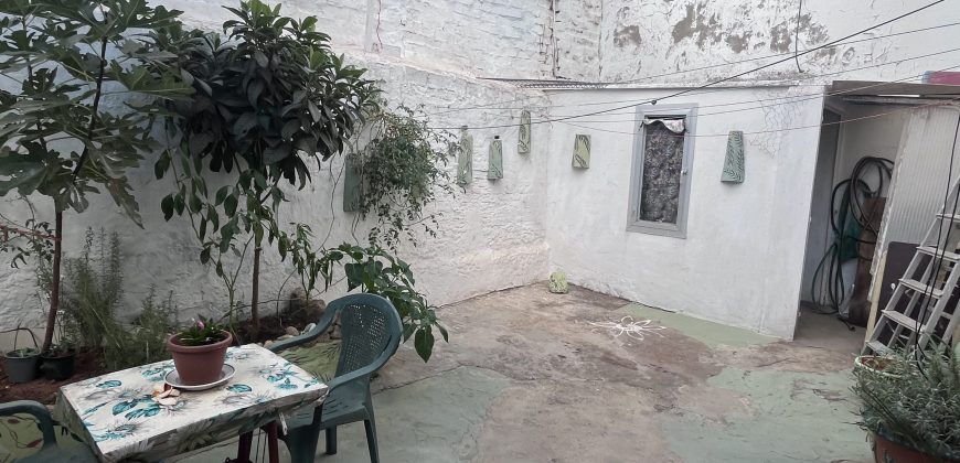 CASA DE DOS PLANTAS CON LOCAL EN MAIRENA DEL ALCOR