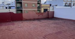 CASA DE DOS PLANTAS CON LOCAL EN MAIRENA DEL ALCOR