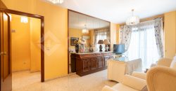 PISO EN VENTA CON EXCELENTE UBICACIÓN