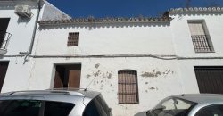 AMPLIA CASA PARA REFORMAR EN C/ FERNAN GONZALEZ (OSUNA)