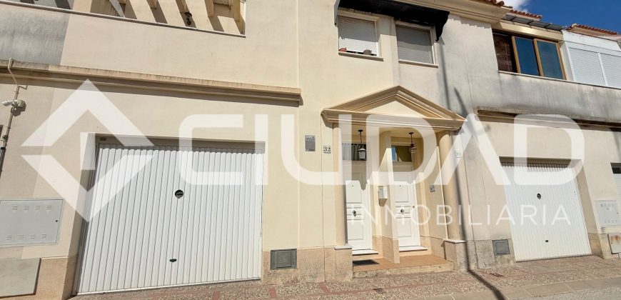 Casa reformada de 3 plantas