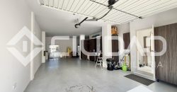 Casa reformada de 3 plantas
