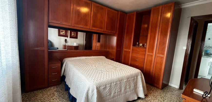 Piso de 73 m² con terraza, plaza de parking y totalmente amueblado