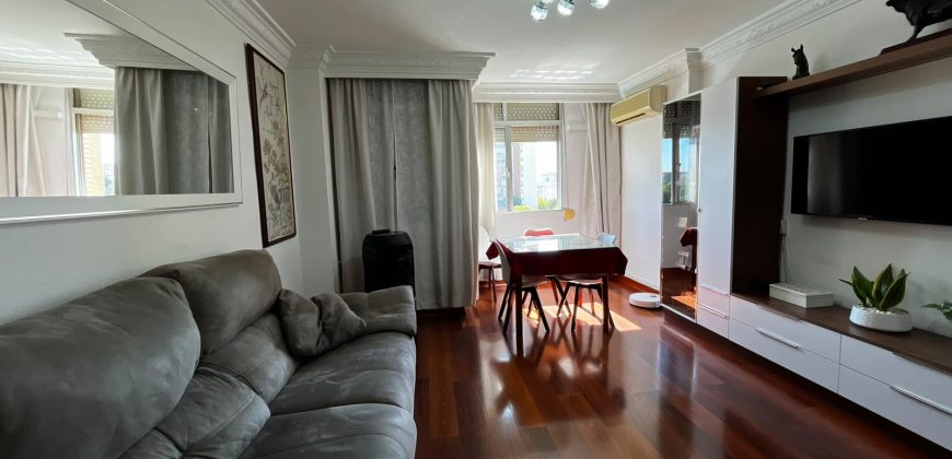 Piso de 103 m² con ascensor y tres dormitorios