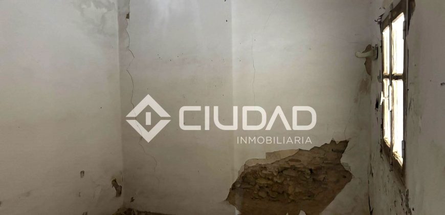 Casa para reformar integral junto a Las Piletas