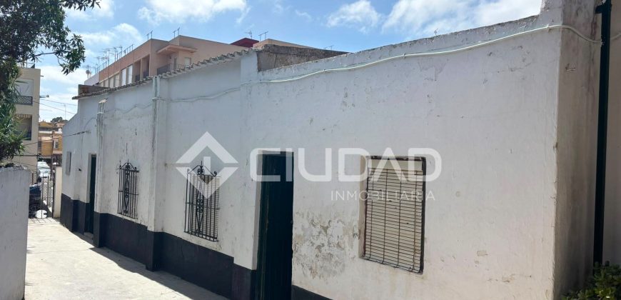 Casa para reformar integral junto a Las Piletas
