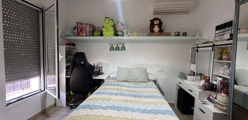 CASA EN C/ CARMEN AMAYA (LA PUEBLA DE CAZALLA)