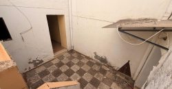 Amplia Propiedad a Reformar en calle Jerez Baja!