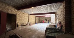 VIVIENDA PARA TERMINAR EN C/ MIGUEL HERNANDEZ (LA PUEBLA DE CAZALLA)