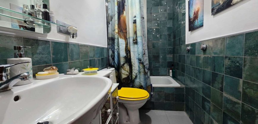 Chalet pareado – Bormujos
