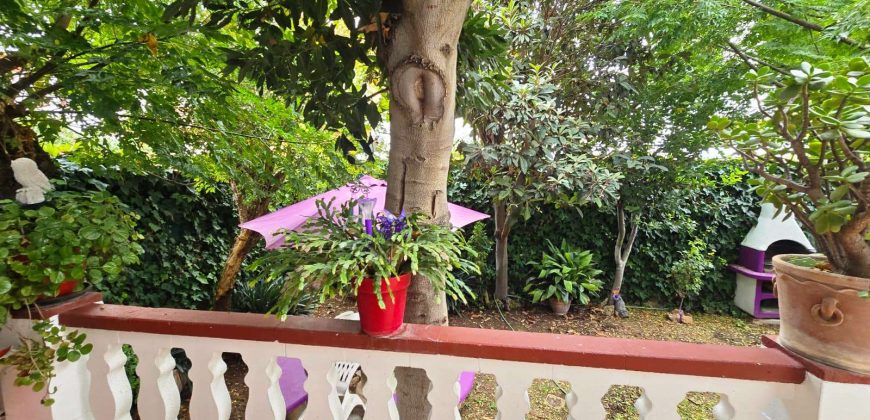 Chalet pareado – Bormujos