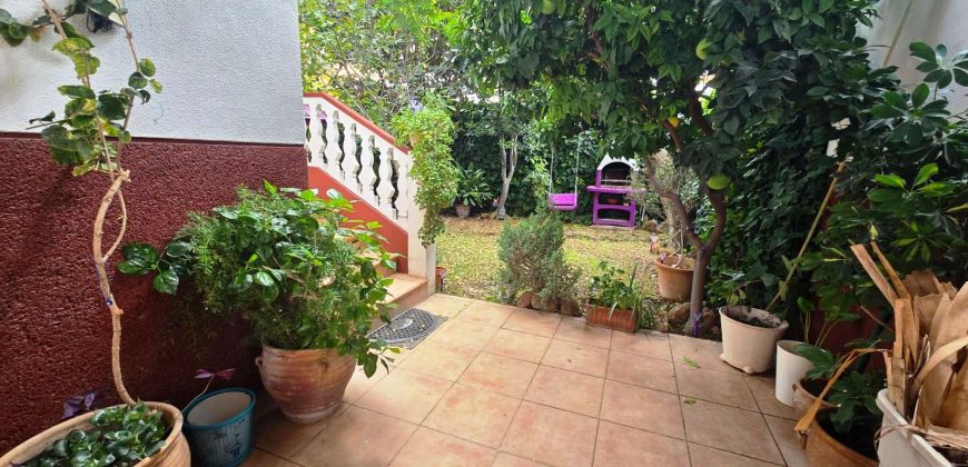 Chalet pareado – Bormujos