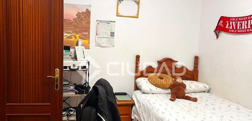 Casa de pueblo de estilo andaluz en Casco Histórico – Barrio Alto