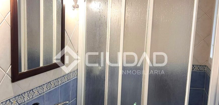 Casa de pueblo de estilo andaluz en Casco Histórico – Barrio Alto
