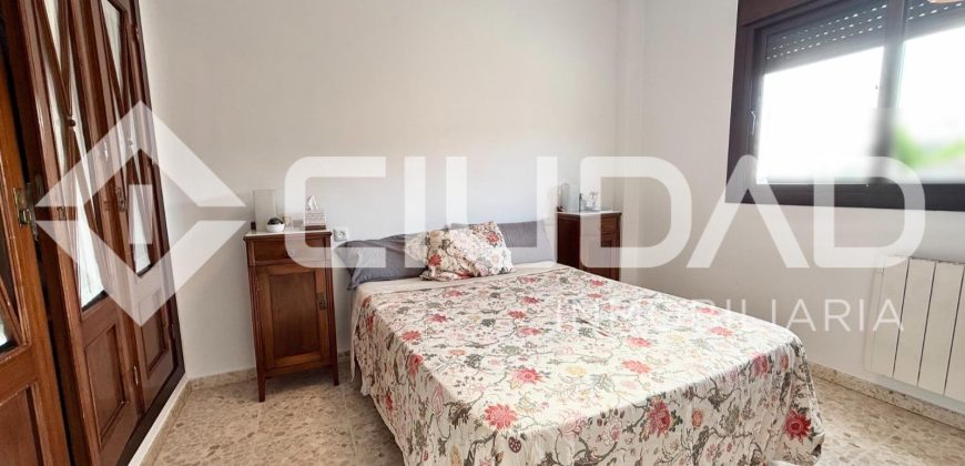 Casa adosada reformada – Lebrija