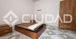 ADOSADO CON COCHERA Y GRAN PATIO TRASERO – LEBRIJA