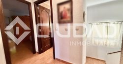ADOSADO CON COCHERA Y GRAN PATIO TRASERO – LEBRIJA