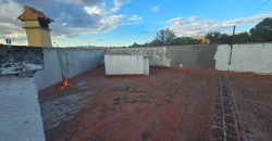 Vivienda + parking + 3 locales comerciales
