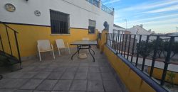 Vivienda + parking + 3 locales comerciales