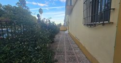 Vivienda + parking + 3 locales comerciales