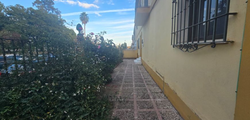 Vivienda + parking + 3 locales comerciales