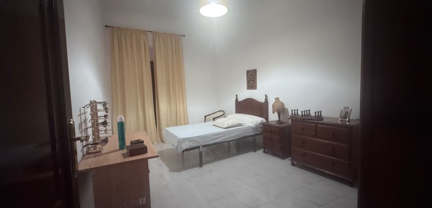 MAGNIFICA CASA EN C/ NAVALAGRULLA (OSUNA)