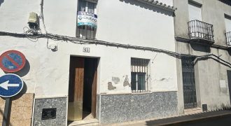 CASA EN EL CORONIL
