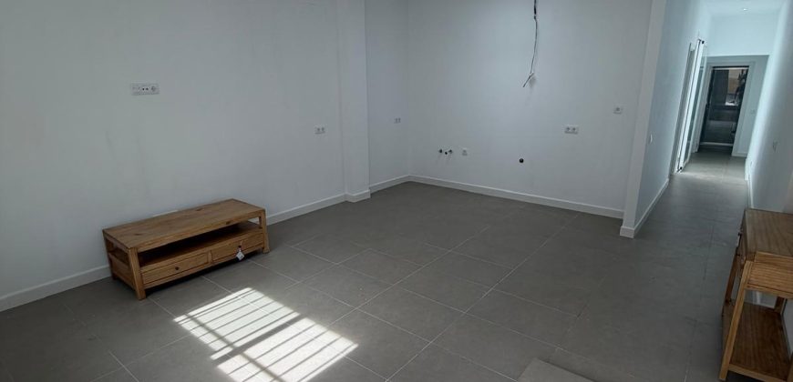 Casa a Estrenar en Planta Baja con Posibilidades de Personalización!! Calle de los Pescaderos!