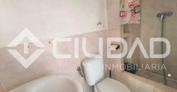 Local comercial con cochera y zona de ocio – Centro de Espera