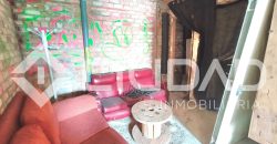 Local comercial con cochera y zona de ocio – Centro de Espera