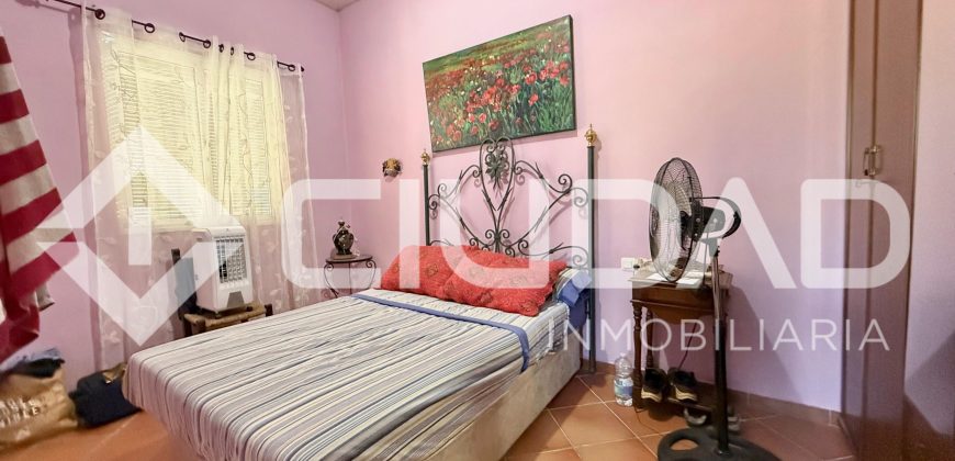 Finca rústica con vivienda y piscina